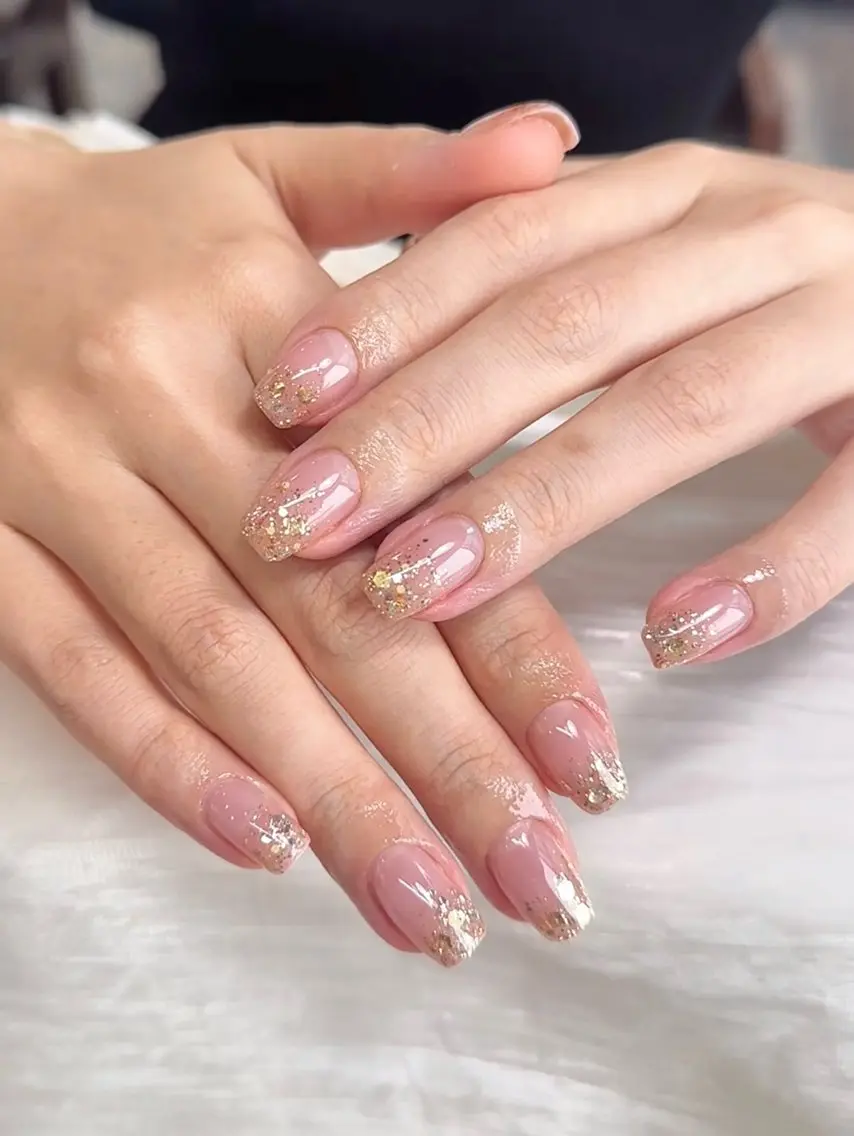 ネイル アートネイル ジェルネイル キラキラネイル 韓国ネイル オフィスネイル DAISY_NAIL 【フィルイン専門店】のネイルデザイン