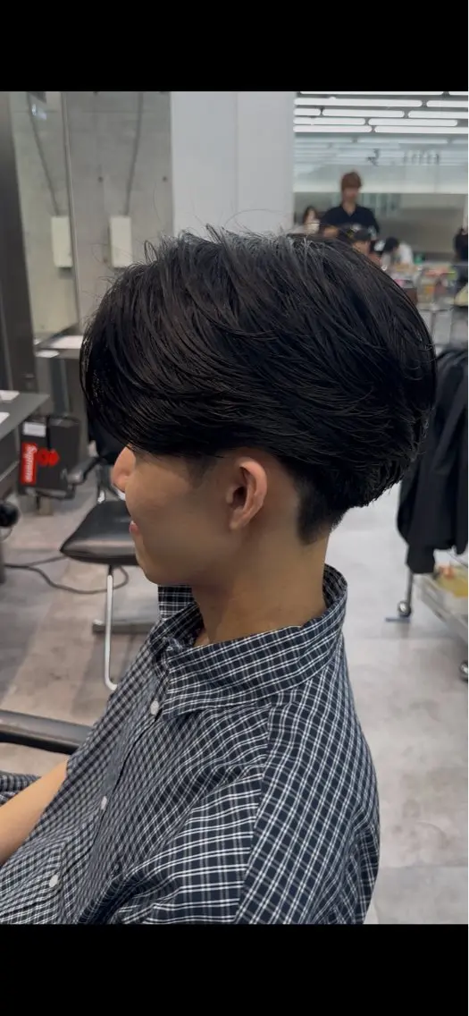 ショート メンズ センターパート メンズパーマ 縮毛矯正 【fifth】 立花啓翔のヘアスタイル