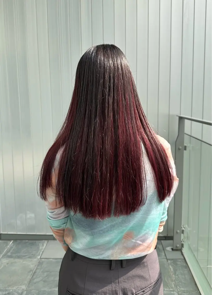 ロング カラー ブリーチ デザインカラー ブリーチなしカラー カット ヘアカラー トリートメント MEG ✨のヘアスタイル