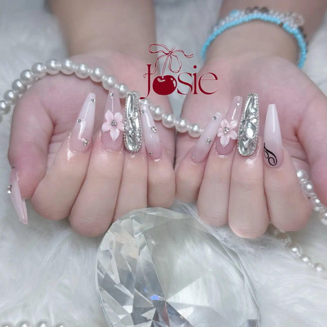 ネイル 長さ出し フレンチネイル グラデーション 韓国ネイル ロングネイル ハンドネイル Josie nail salonのネイルデザイン