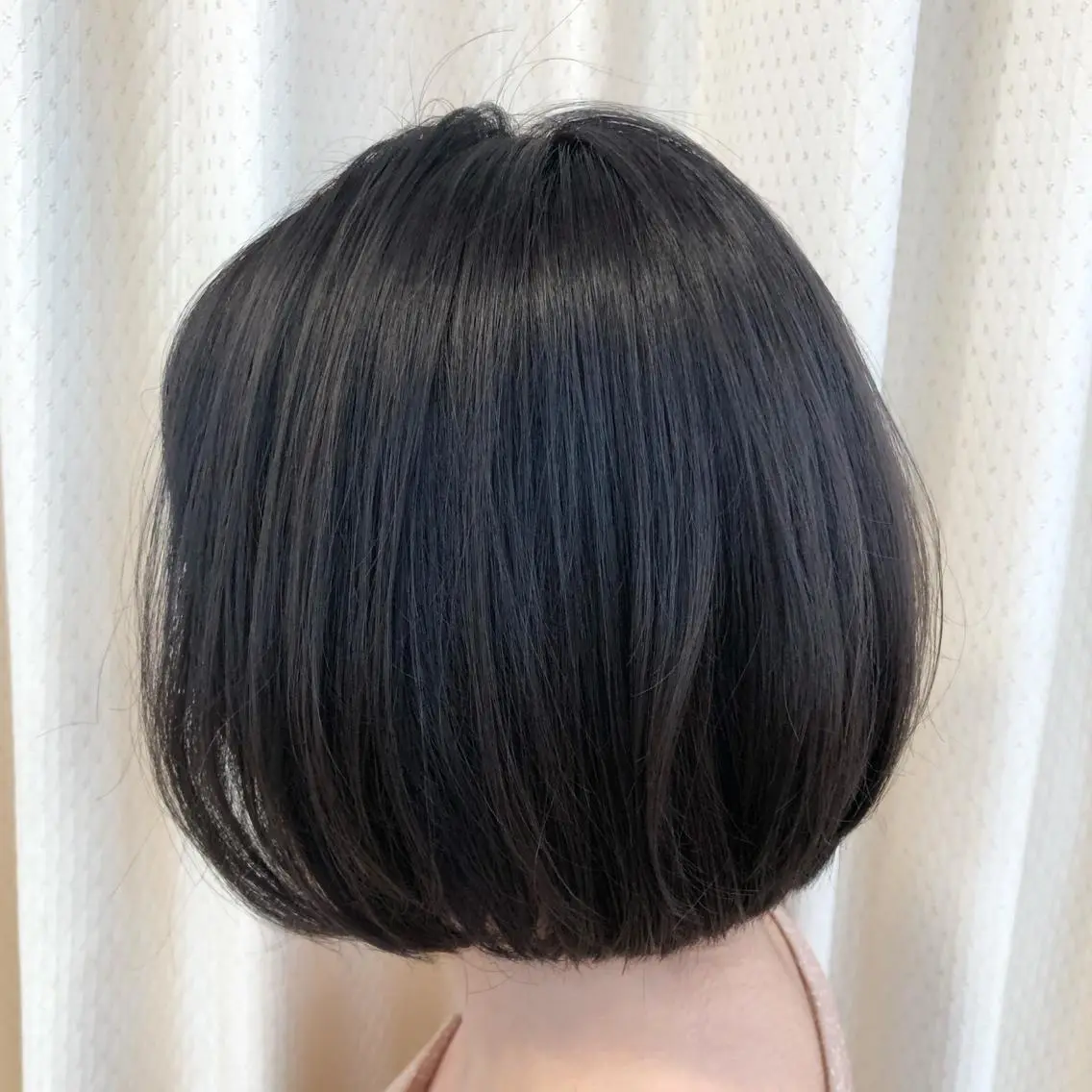 ショート カラー ブルーカラー ブルージュ サソウ ユリエ🥥のヘアスタイル