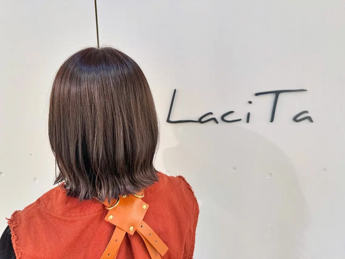 ミディアム カラー 長谷川 那奈のヘアスタイル