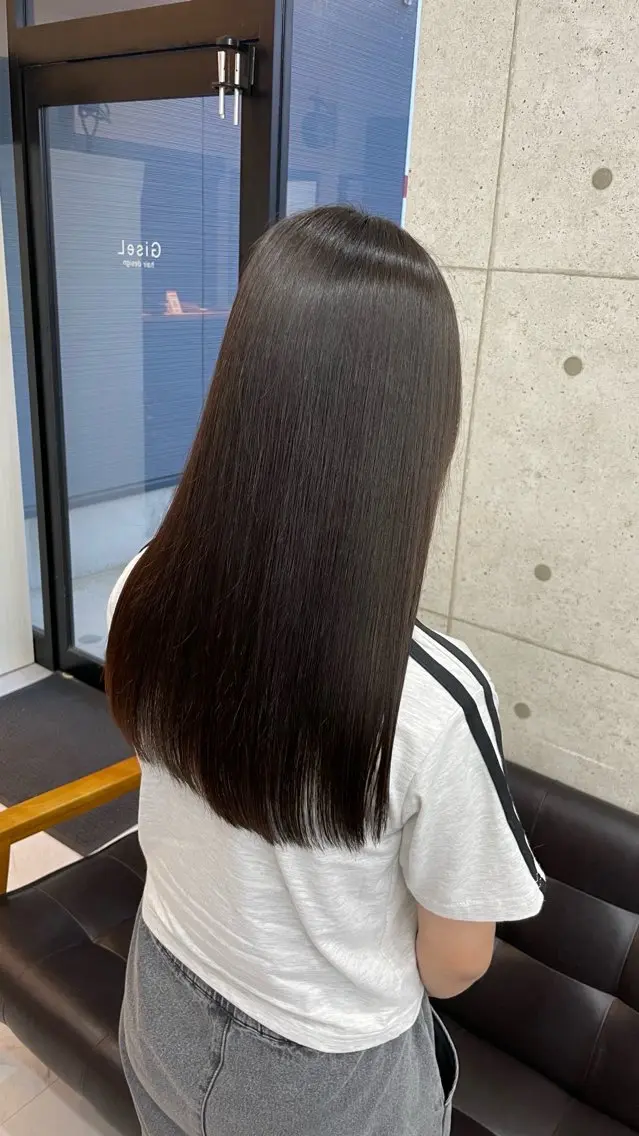 ロング Maia🦋 博多 透明感カラーのヘアスタイル