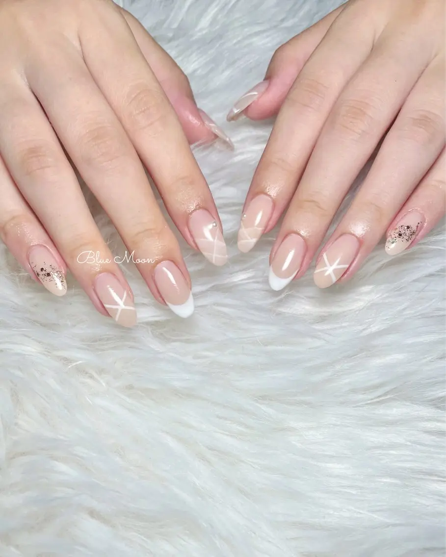 ネイル ハンドネイル フットネイル ハンドケア nail salon Blue Moonのネイルデザイン