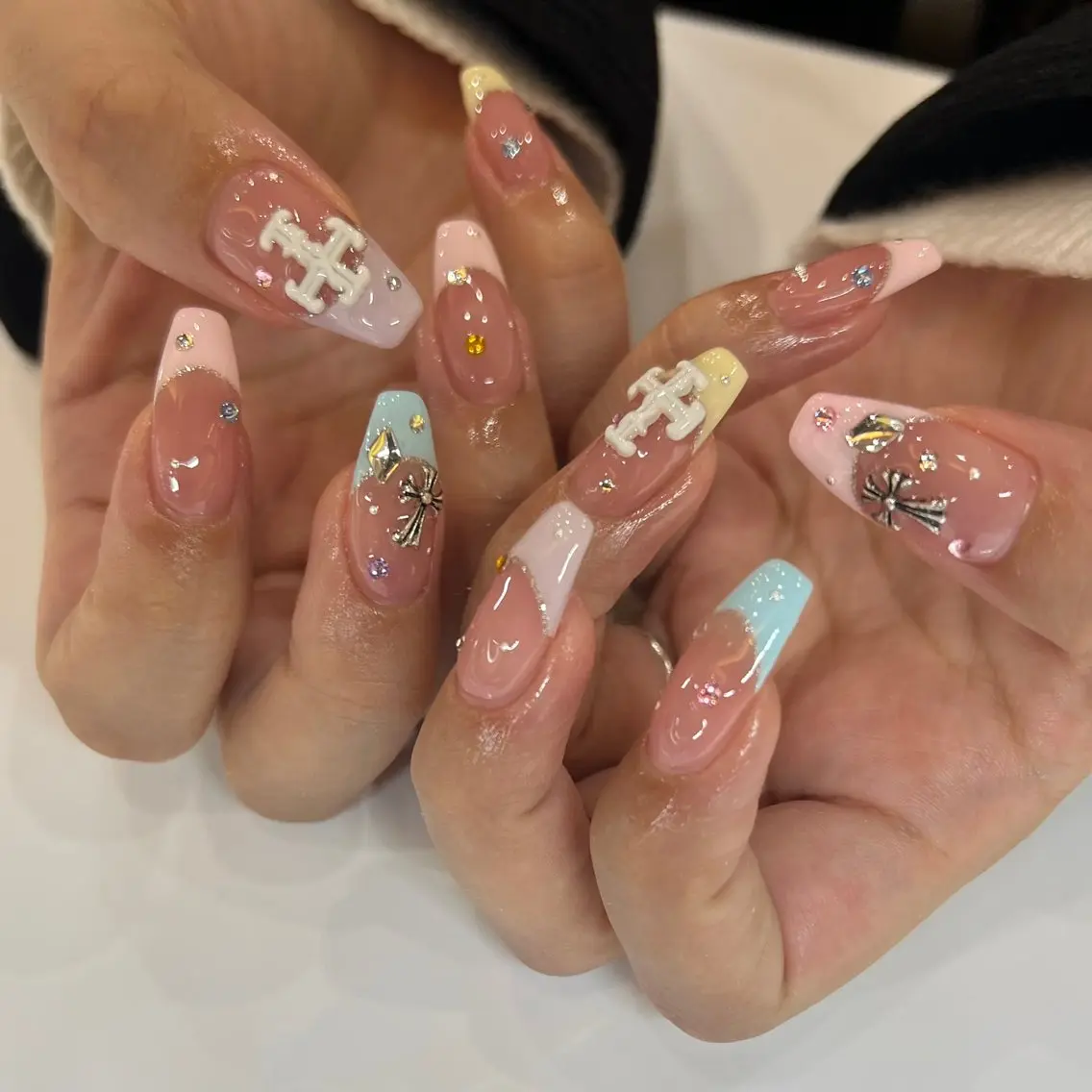 ネイル ハンドネイル Rena colore'のネイルデザイン