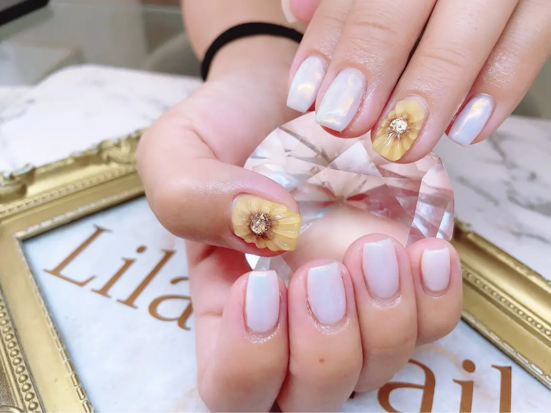 ネイル オーロラネイル フラワーネイル ジェルネイル ハードジェル ロングネイル Lilas Nailのネイルデザイン