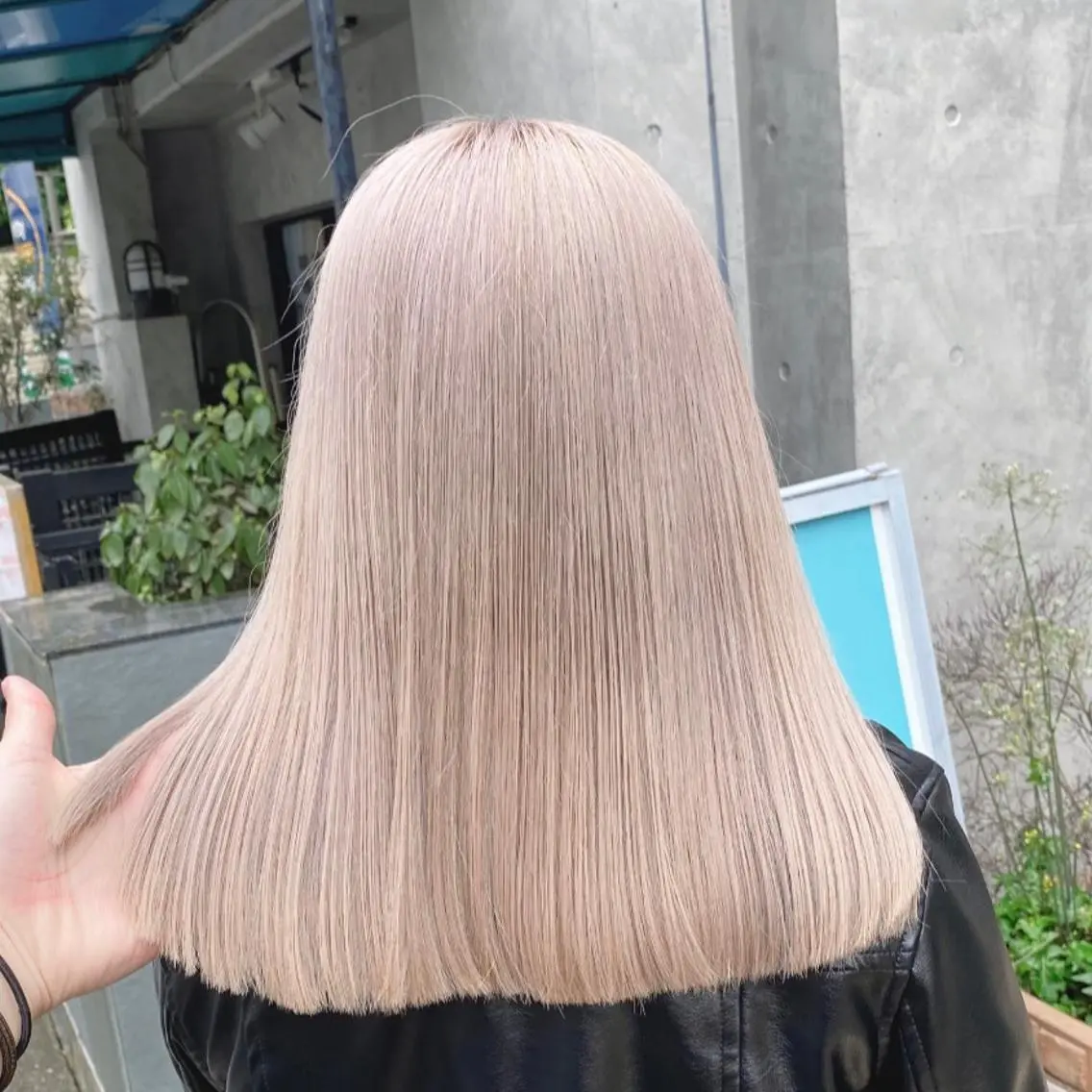 ミディアム カラー パーマ ヘアアレンジ メンズ キッズ ネイル マツエク・マツパ アイブロウ 🎀ハイトーンNo .1🩵NaGiSaのヘアスタイル
