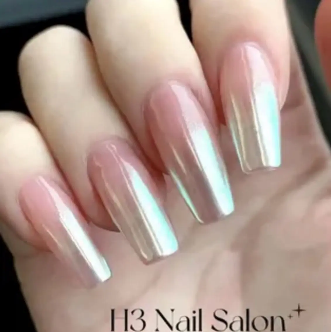 ネイル ハンドネイル H3 Nail Tsuki🦋💙のネイルデザイン