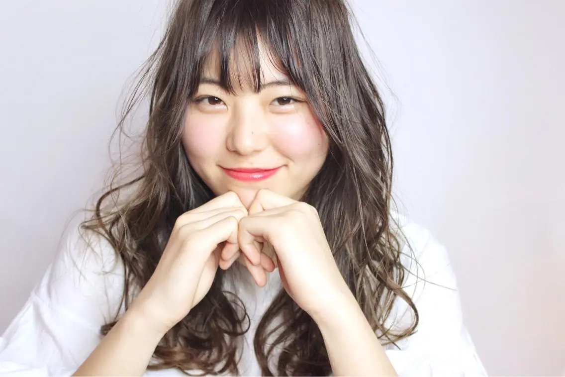 ロング カラー パーマ ヘアアレンジ トレンドヘア🩶 艶髪🩶yoshiのヘアスタイル