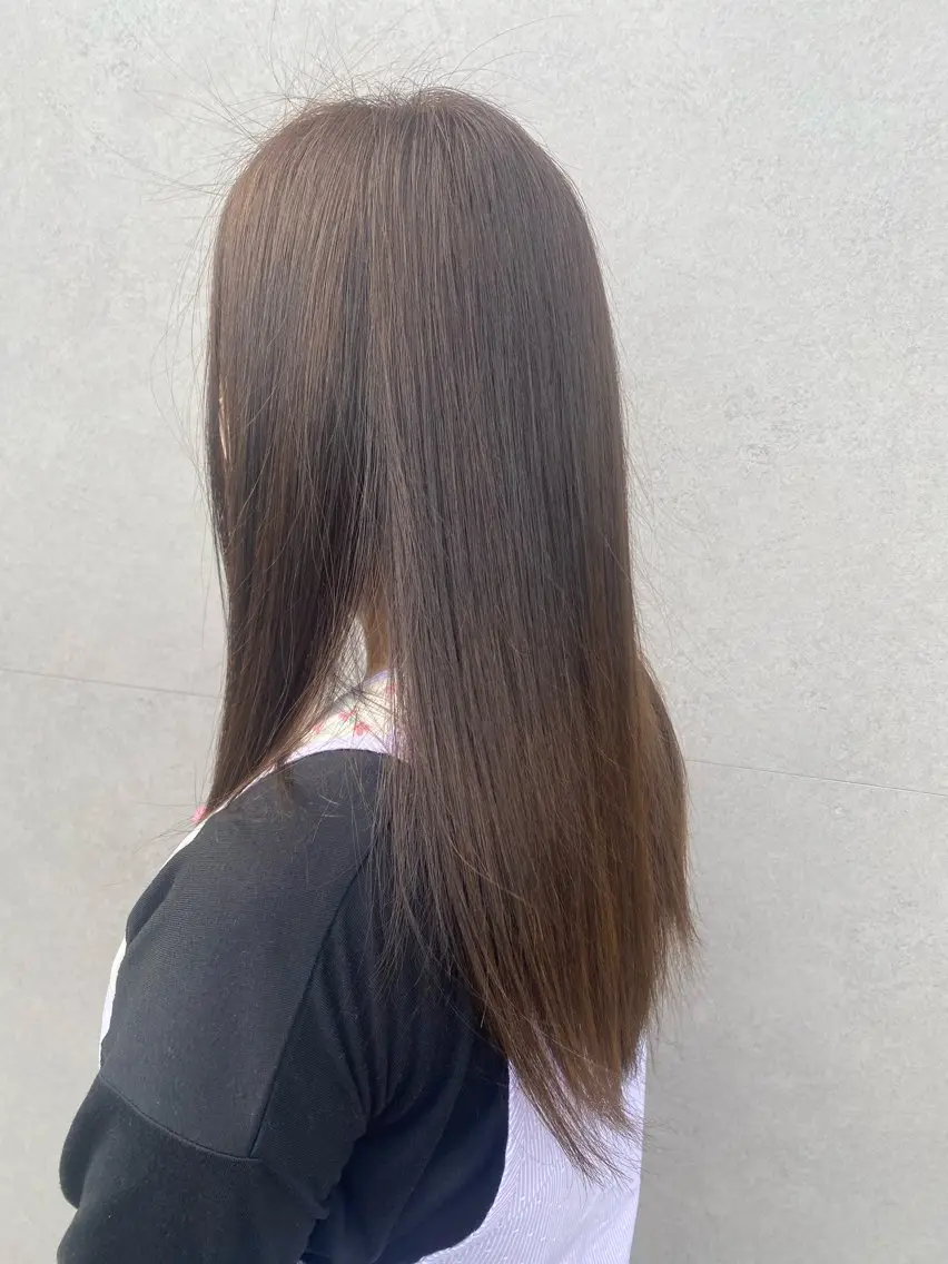 ロング カラー 中山 愛美莉のヘアスタイル