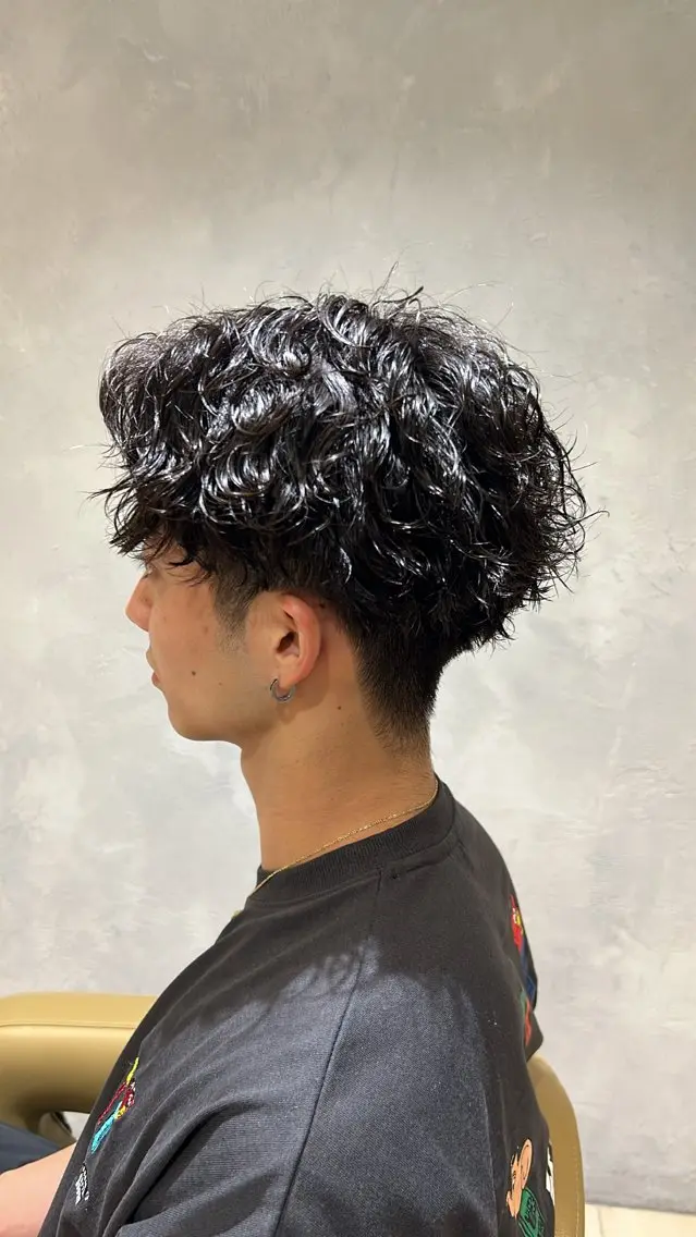 パーマ メンズ カット パーマ メンズ得意です💥 ハユカといいます❗️のヘアスタイル