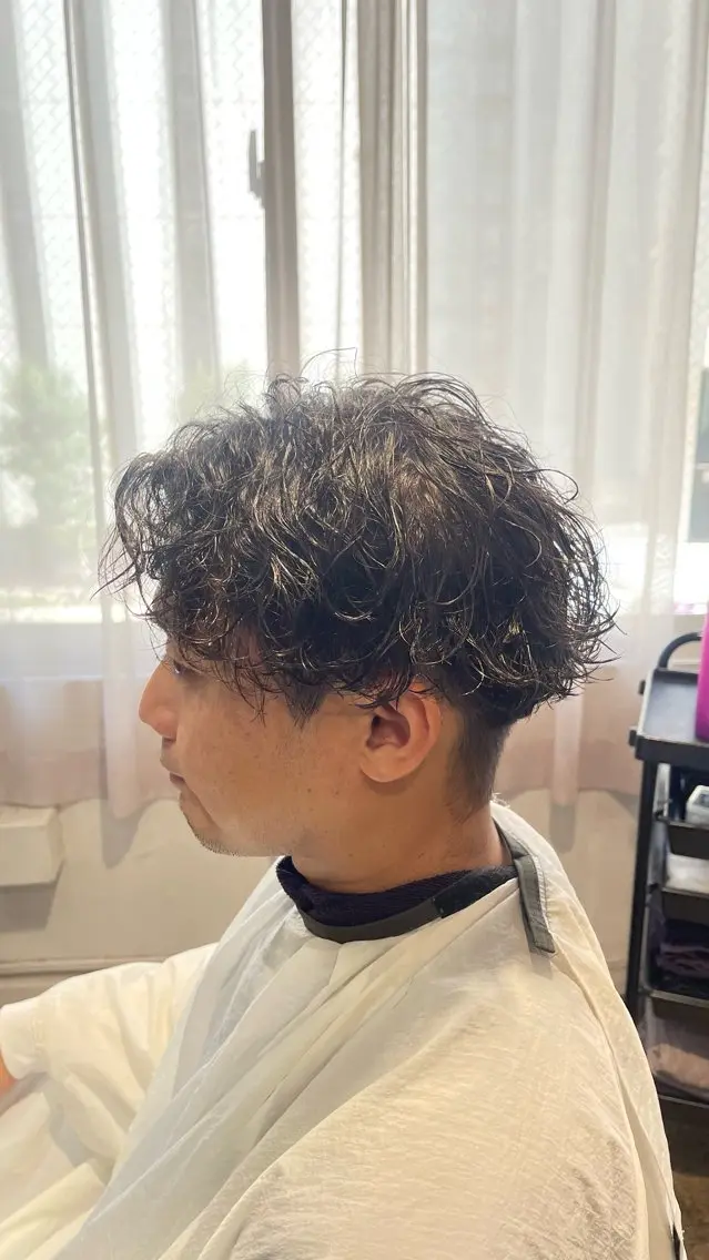 パーマ メンズ 田中 公亮のヘアスタイル