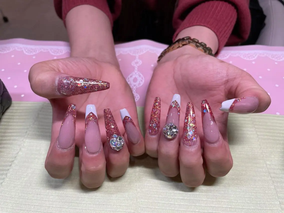 ロング ネイル フレンチネイル ハンドネイル 《LB》ラブリエ Nail&eyeのマツエク・マツパデザイン