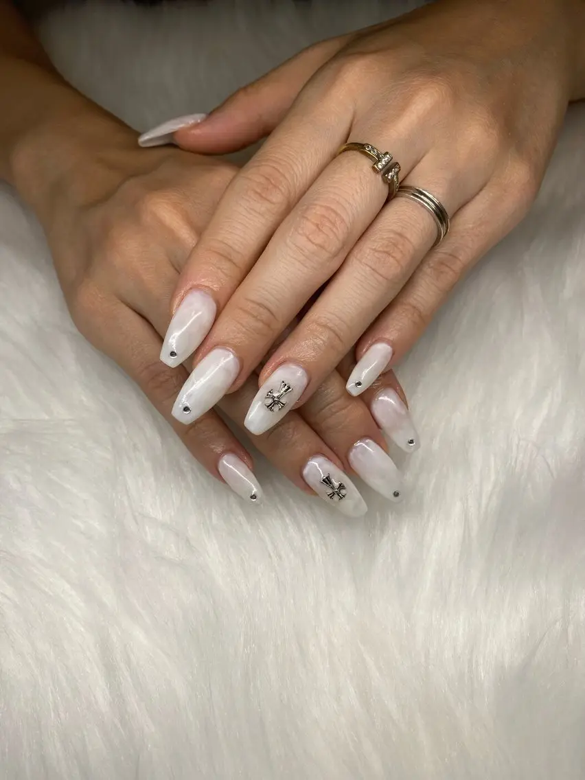 ネイル ニュアンスネイル nail salon milkのネイルデザイン