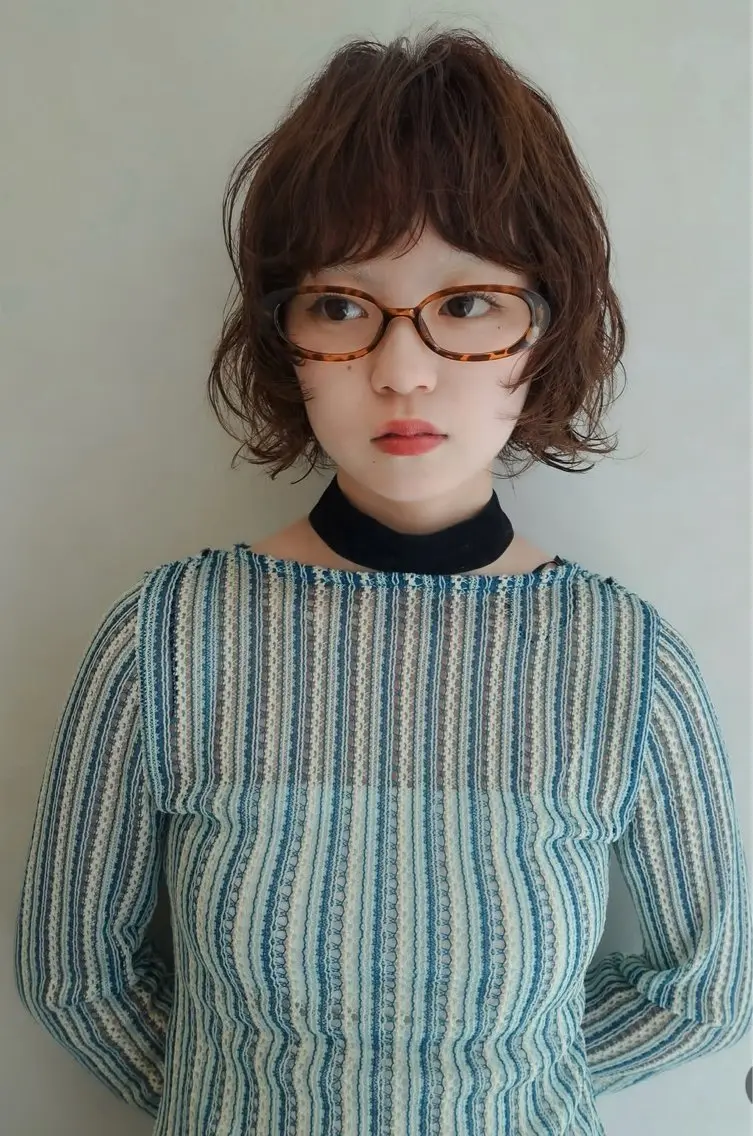 ショート パーマ 山田 麻椰のヘアスタイル