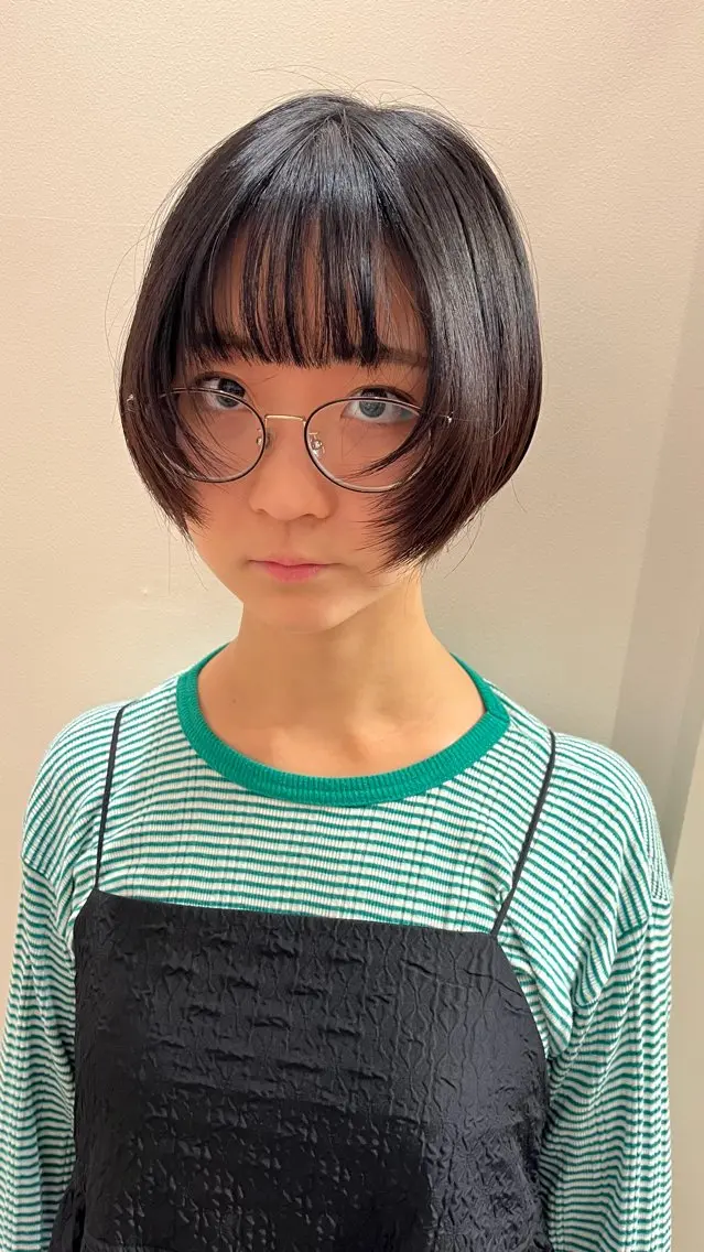 ショート カット 透けカラー.艶髪. 梅田♡midoのヘアスタイル