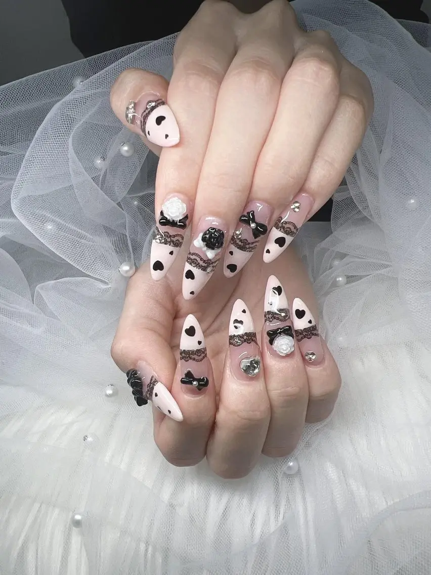 ネイル 長さ出し グラデーション 卒業式 キラキラネイル マグネットネイル ハンドネイル Lee Nailsのネイルデザイン