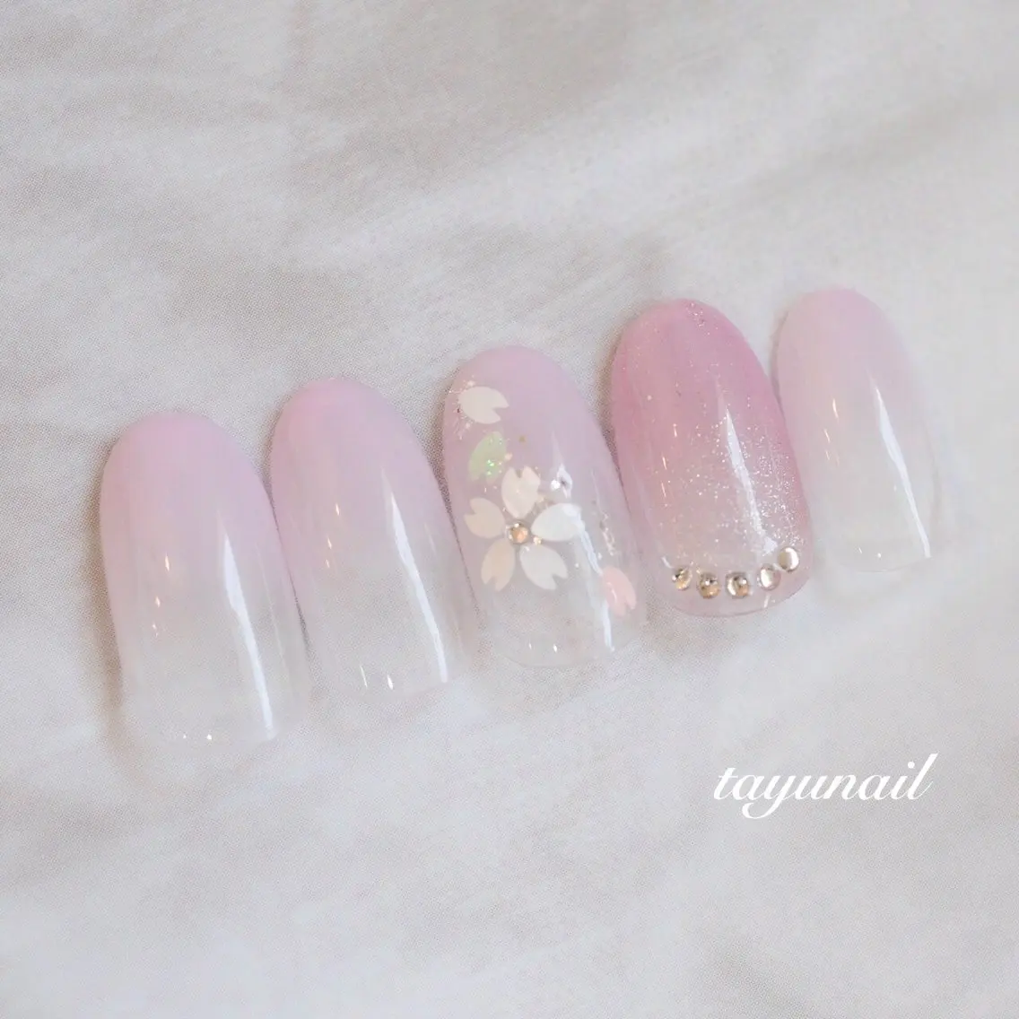 ネイル アートネイル ジェルネイル パラジェル 春ネイル ハンドネイル ネイルサロン 【たゆnail】のネイルデザイン