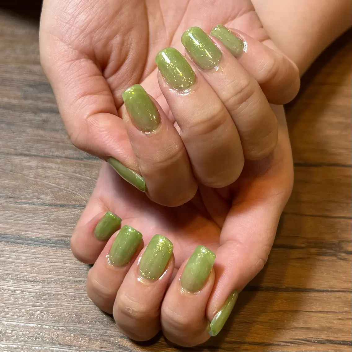 ネイル HENRIETTA NAILSALONのネイルデザイン