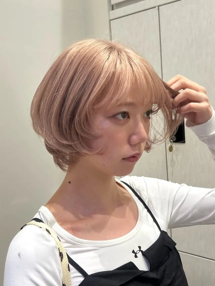 ショート カラー ハイトーンカラー ヘアカラー 韓国ヘア 🎀🕊️レイナのヘアスタイル