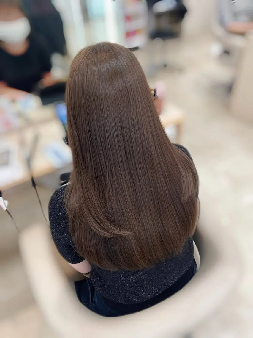 【ご新規限定クーポン✨】肌が綺麗に見えるカラー🤎➕カット💇‍♀️➕艶感トリートメントの写真