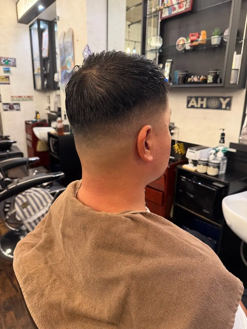 メンズ フェードカット スキンフェード 加藤 大輝のヘアスタイル