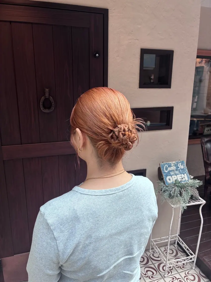 セミロング ヘアアレンジ ヘアセット 若林 美帆のヘアスタイル