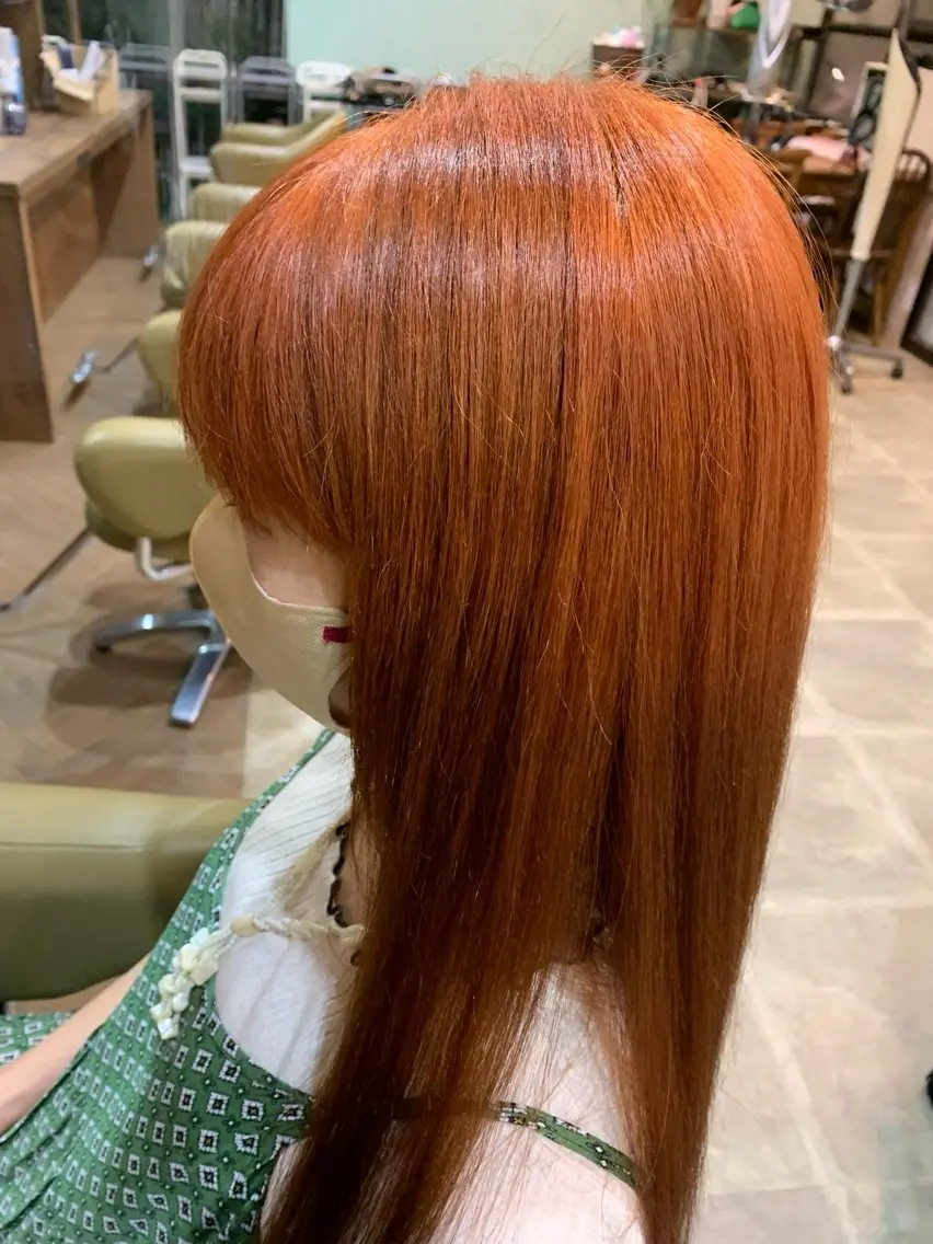 ロング ヘアカラー トリートメント 礒谷 夏帆のヘアスタイル