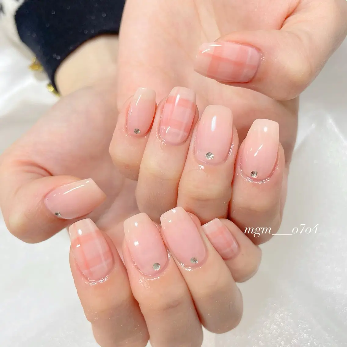 ネイル ストーンネイル MoON...❤︎ MeGuのネイルデザイン