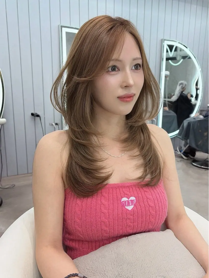 セミロング カラー ヘアアレンジ ベージュカラー ブリーチ 透明感カラー ダブルカラー ヘーゼル カット ヘアカラー トリートメント ヘアセット 縮毛矯正ブリーチなし 🍒❤ゆうきのヘアスタイル
