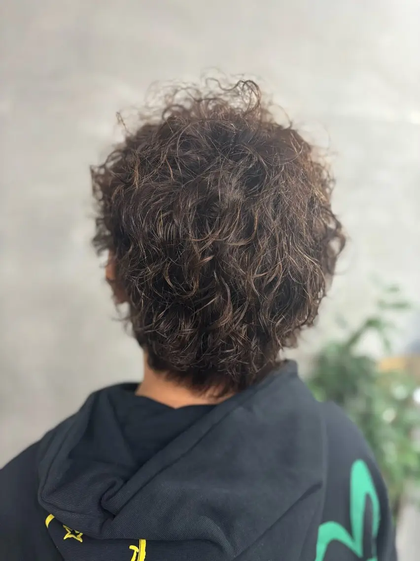 メンズ メンズパーマ メンズスパイラルパーマ ✨透明感艶カラー ✨💍Yuri💍のヘアスタイル