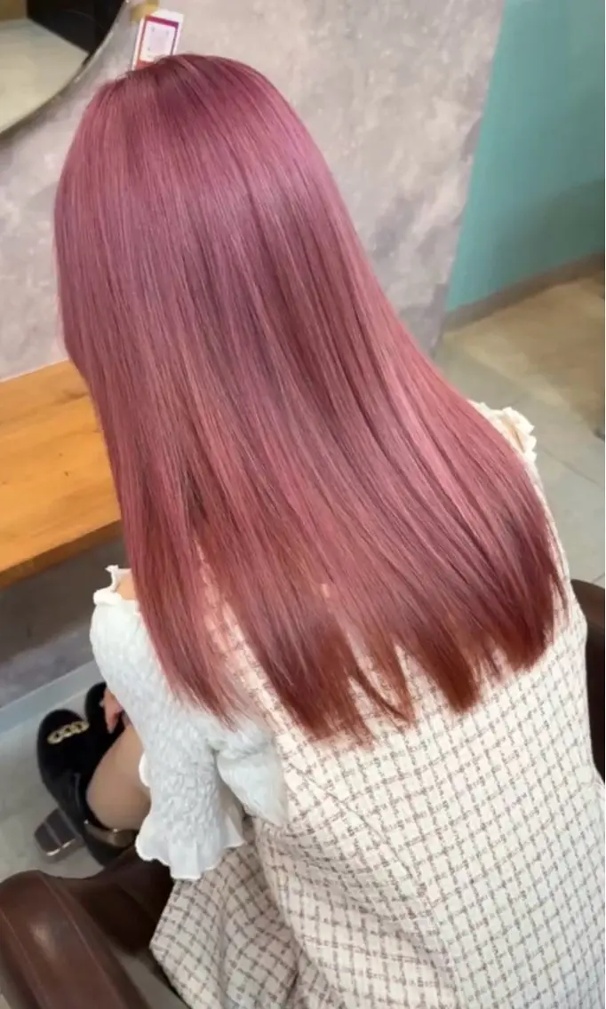 ミディアム 中嶋 颯和のヘアスタイル