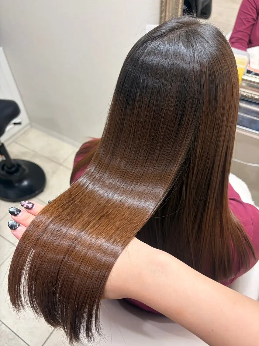 セミロング 縮毛矯正 艶髪矯正🫧Fee ゆいのヘアスタイル
