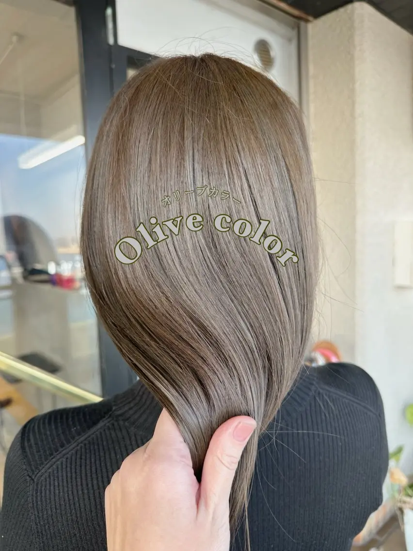 セミロング 藤本 静香のヘアスタイル
