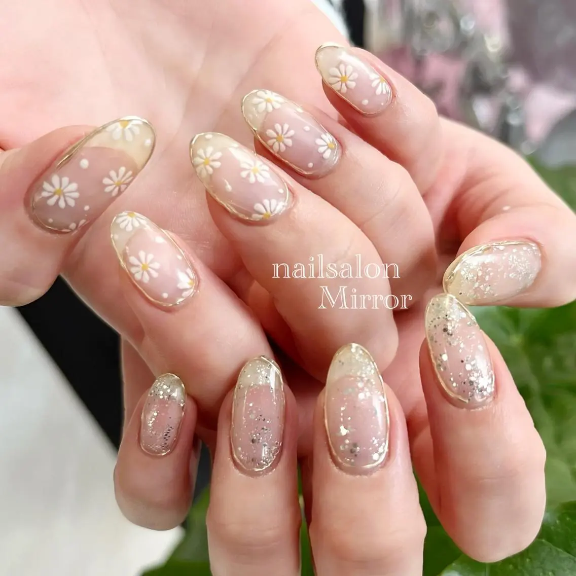 ネイル フラワーネイル 持ち込み ハンドネイル nailsalon Mirrorのネイルデザイン