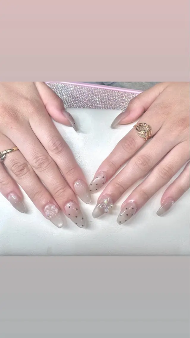 ネイル ハンドネイル R Nailのネイルデザイン