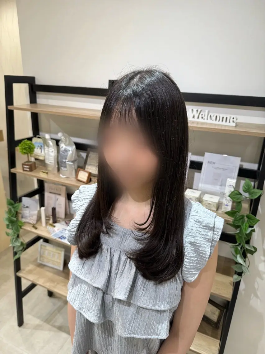 セミロング 島 歩那のヘアスタイル