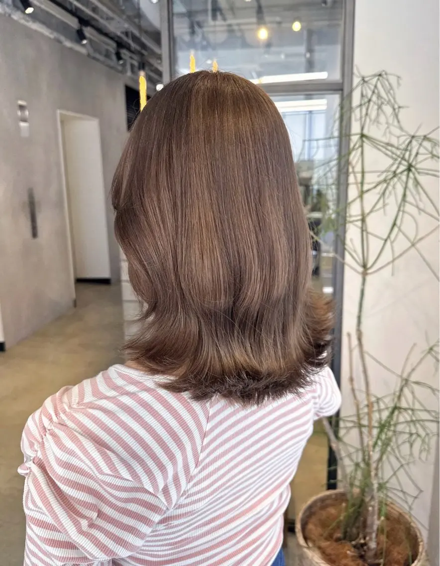 カラー ベージュカラー ミルクティーベージュ カット ヘアカラー トリートメント 透明感カラー✨艶髪 制作🌱山根あゆみのヘアスタイル