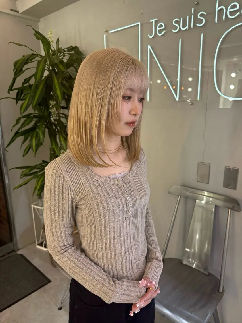 ミディアム moeka カットモデル募集中のヘアスタイル