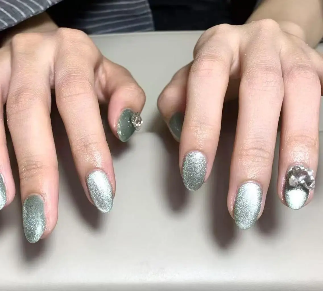 ネイル ハンドネイル 🎀 KiKi_nailのネイルデザイン