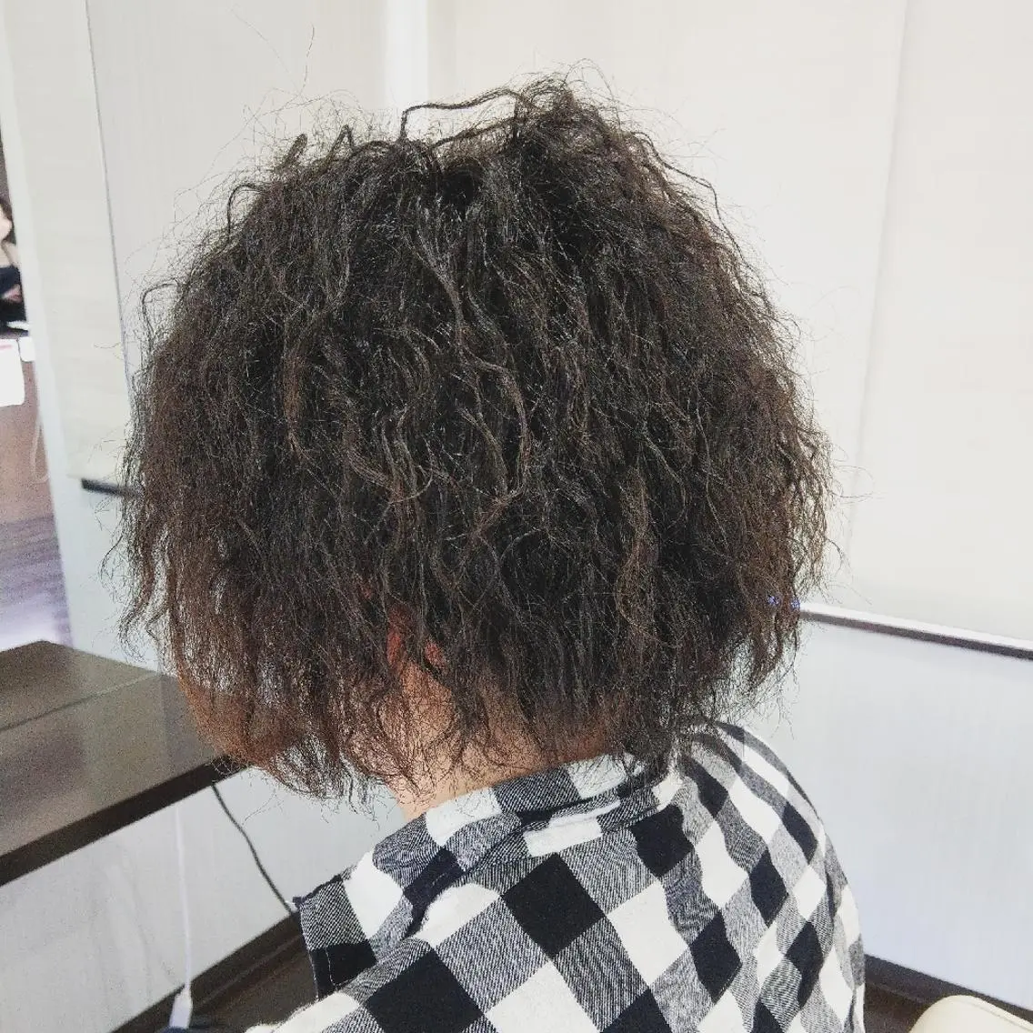 ミディアム パーマ メンズ ミディアムパーマ メンズパーマ メンズツイストパーマ ツイストパーマ カット パーマ Add9 柳田健登のヘアスタイル