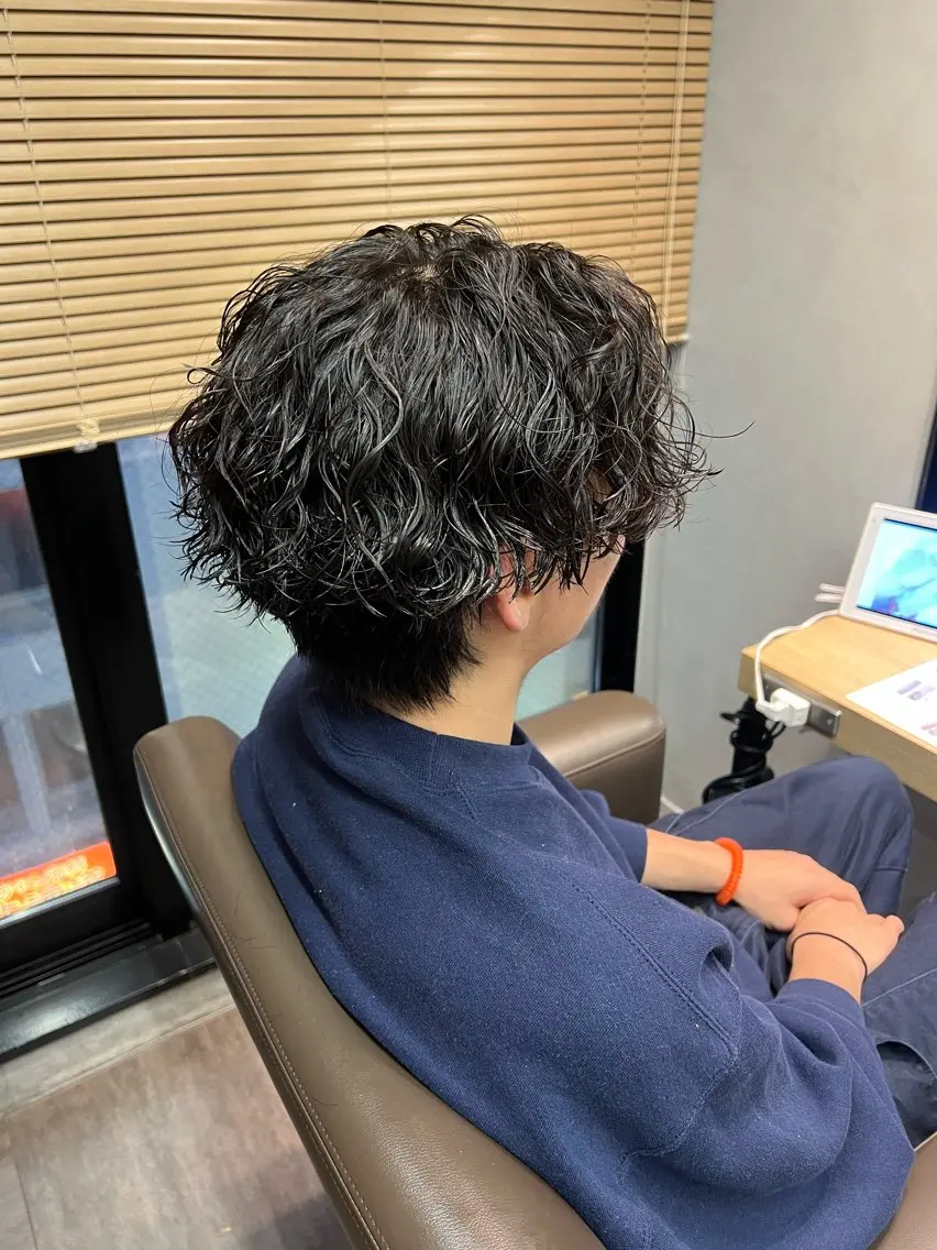 ショート パーマ メンズ メンズパーマ ツイストスパイラルパーマ スパイラルパーマ パーマ🌀 メンズスタイルゆうなのヘアスタイル