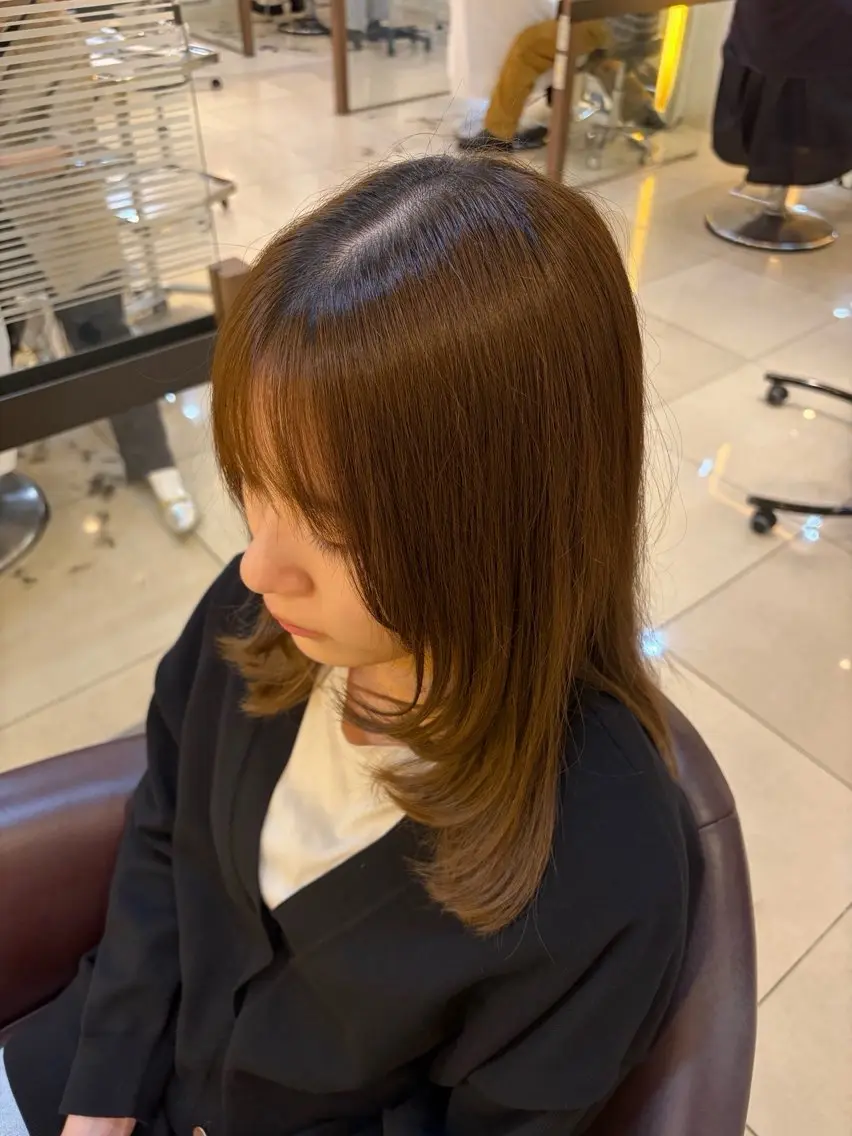 セミロング 顔周りカット レイヤーカット カット ヘアカラー 🎀ноиокa🎀 レイヤー×暖色カラーのヘアスタイル