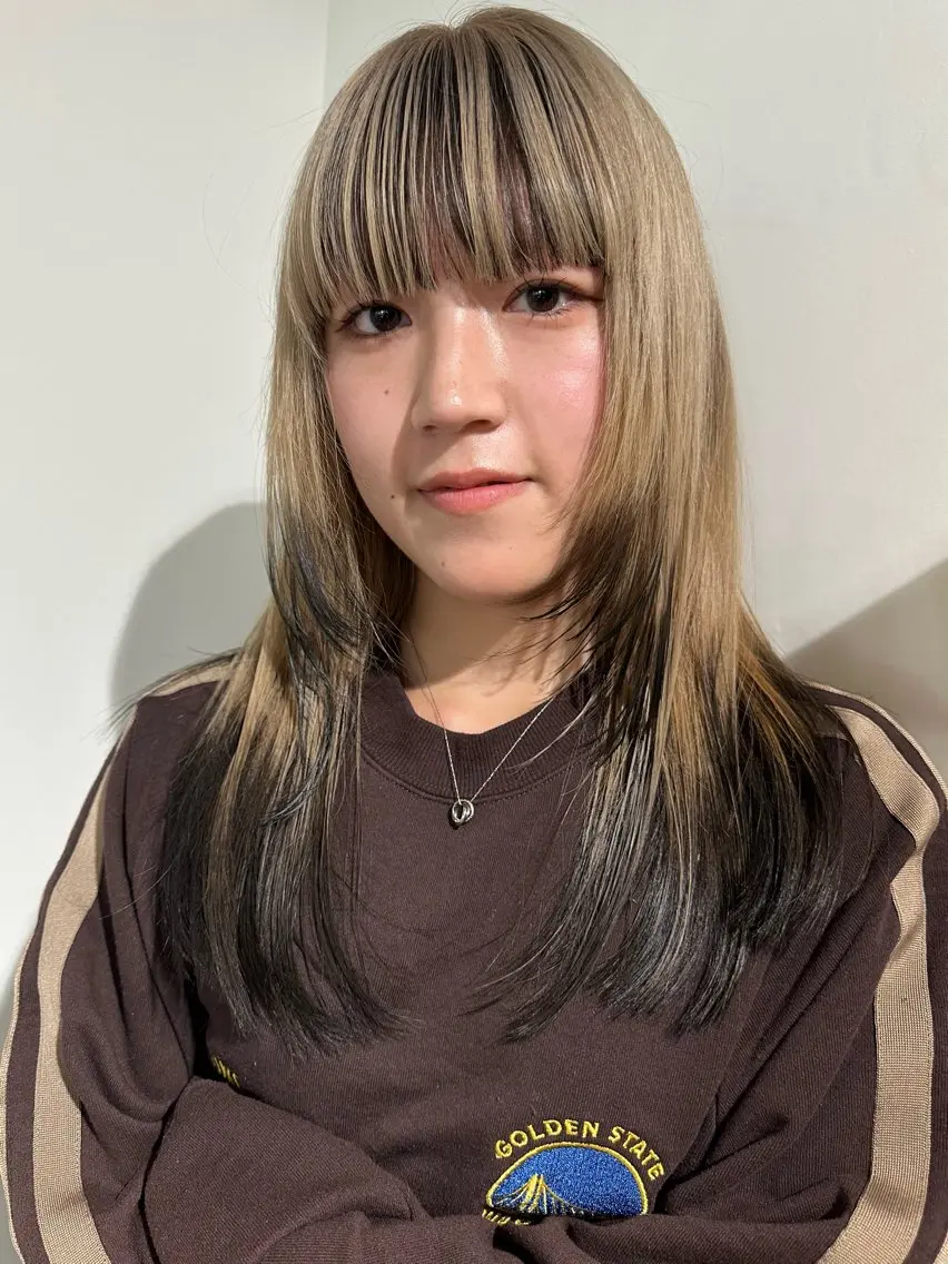 セミロング カラー カット ヘアカラー 🎀オイダイラ モモカ🎀のヘアスタイル