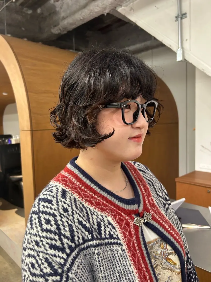 ショート ボブ レイヤーカット カット パーマ 藤原 直希のヘアスタイル