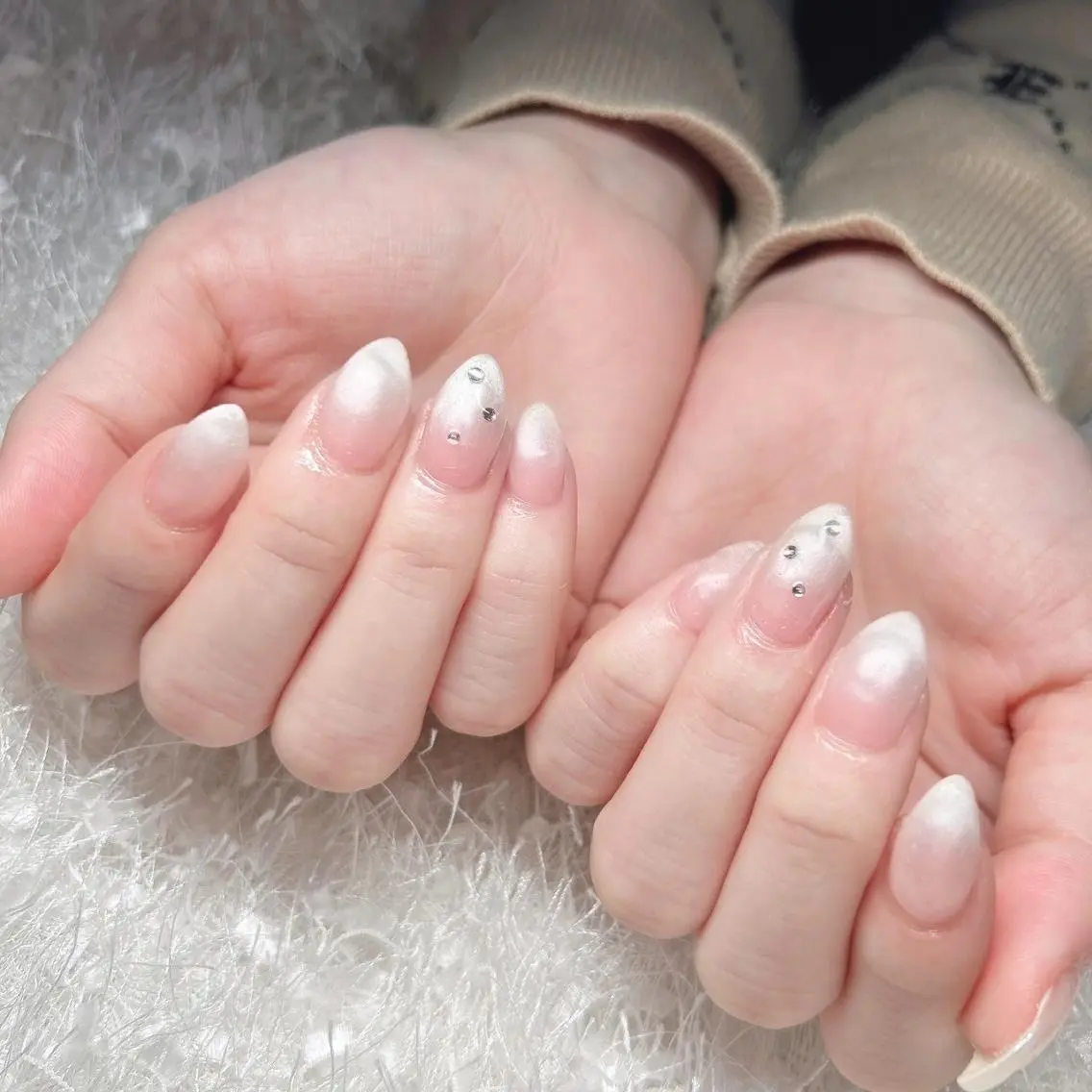 ネイル 長さ出し フレンチネイル ジェルネイル グラデーション 韓国ネイル ハンドネイル Nail&eye Belire 新宿のネイルデザイン