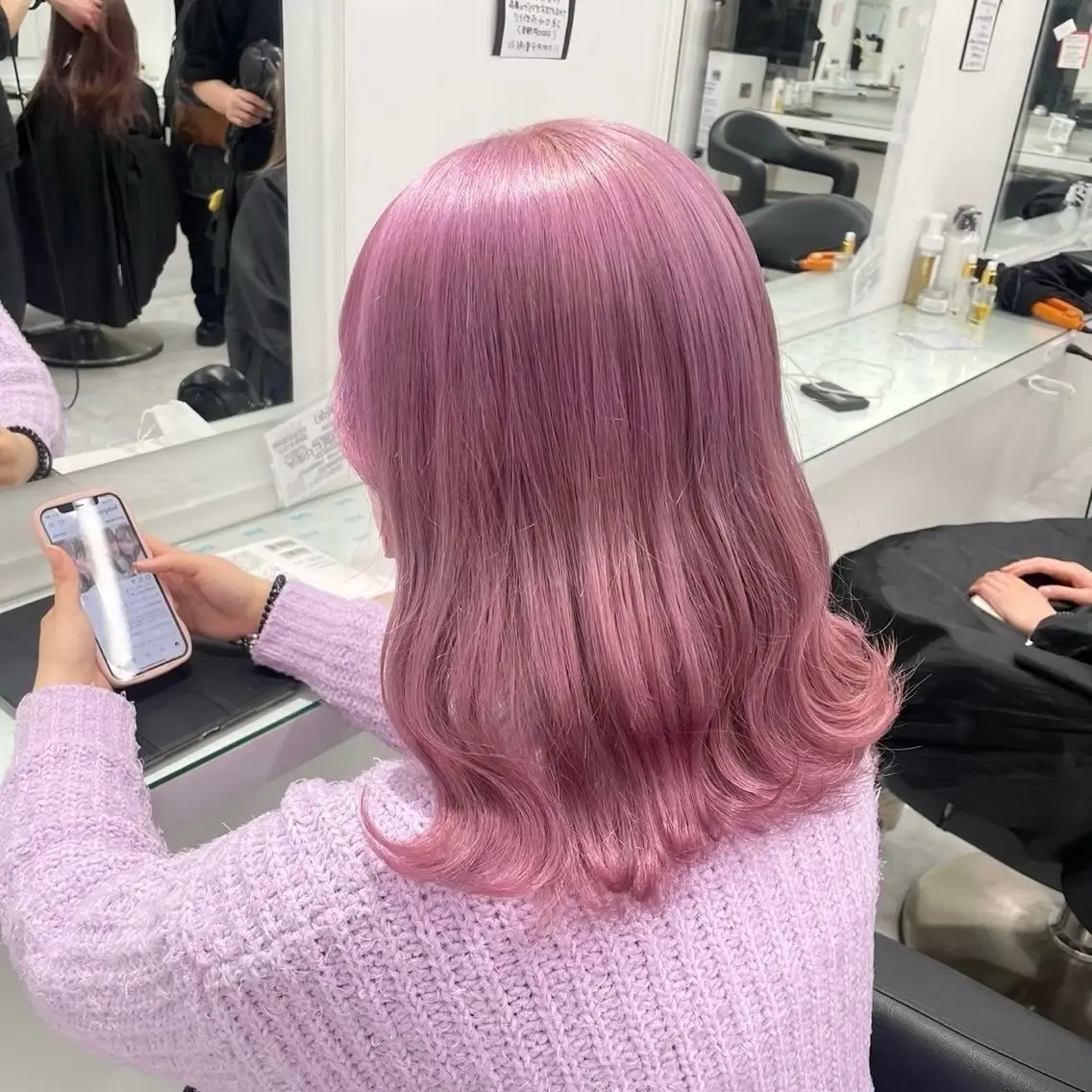 セミロング カット ヘアカラー 韓国風トレンドカラー 🩶RINA🩶のヘアスタイル