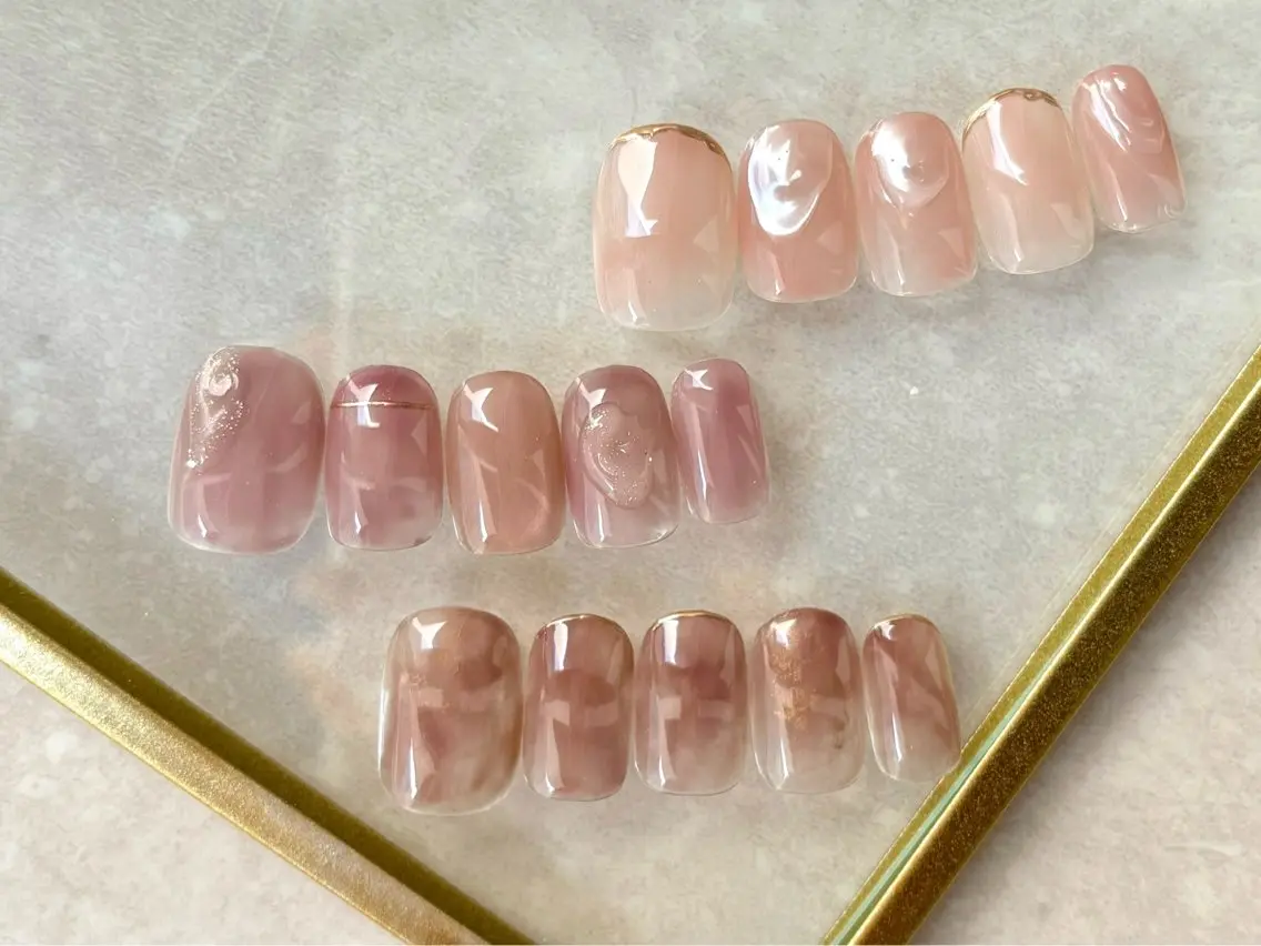 ネイル ニュアンスネイル aoi .のネイルデザイン