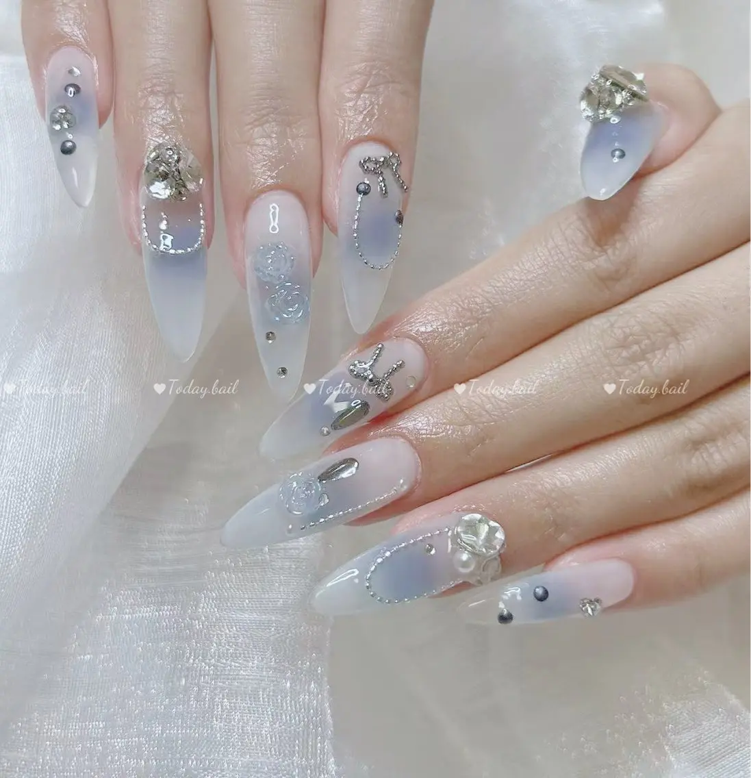 ネイル ハンドネイル 🎀Today nail💅のネイルデザイン