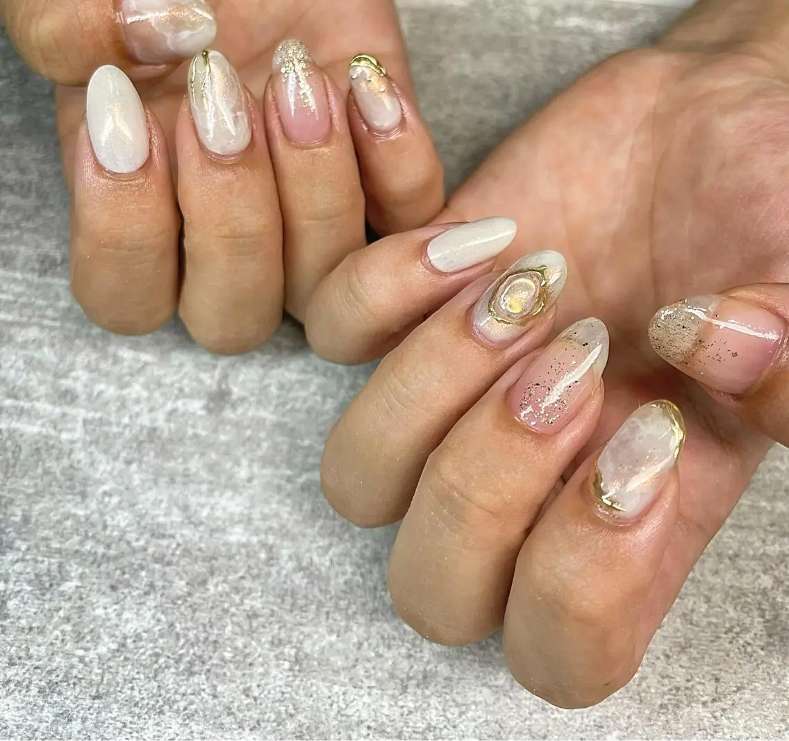 ネイル 持ち込み ハンドネイル フットネイル with hues AYAのネイルデザイン